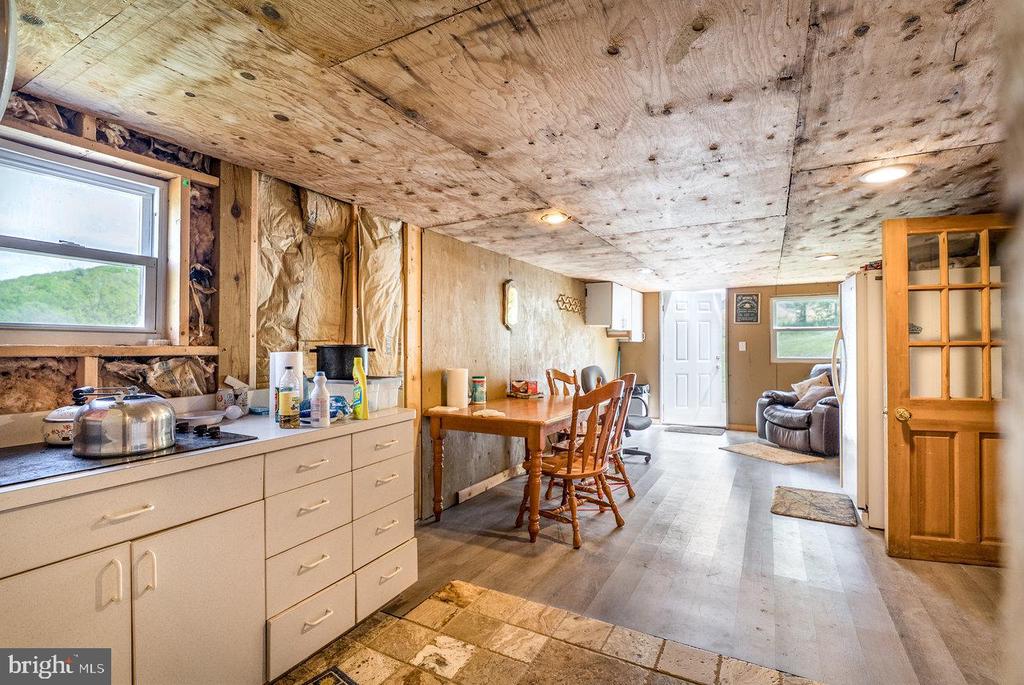1797 CUBBAGE HOLLOW ROAD