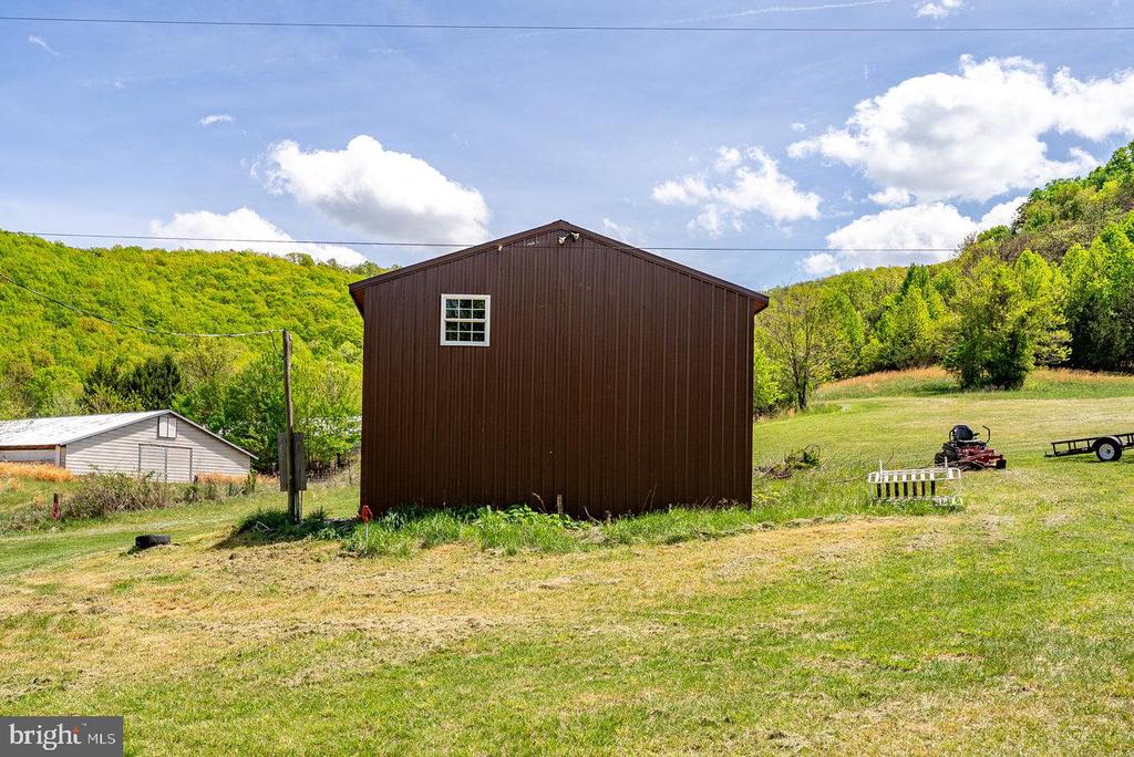 1797 CUBBAGE HOLLOW ROAD