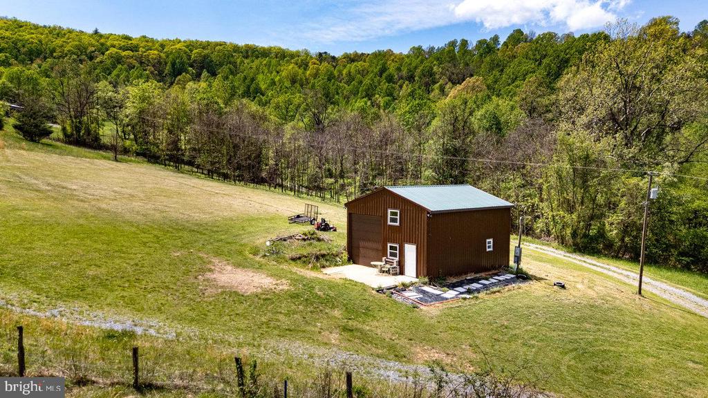 1797 CUBBAGE HOLLOW ROAD