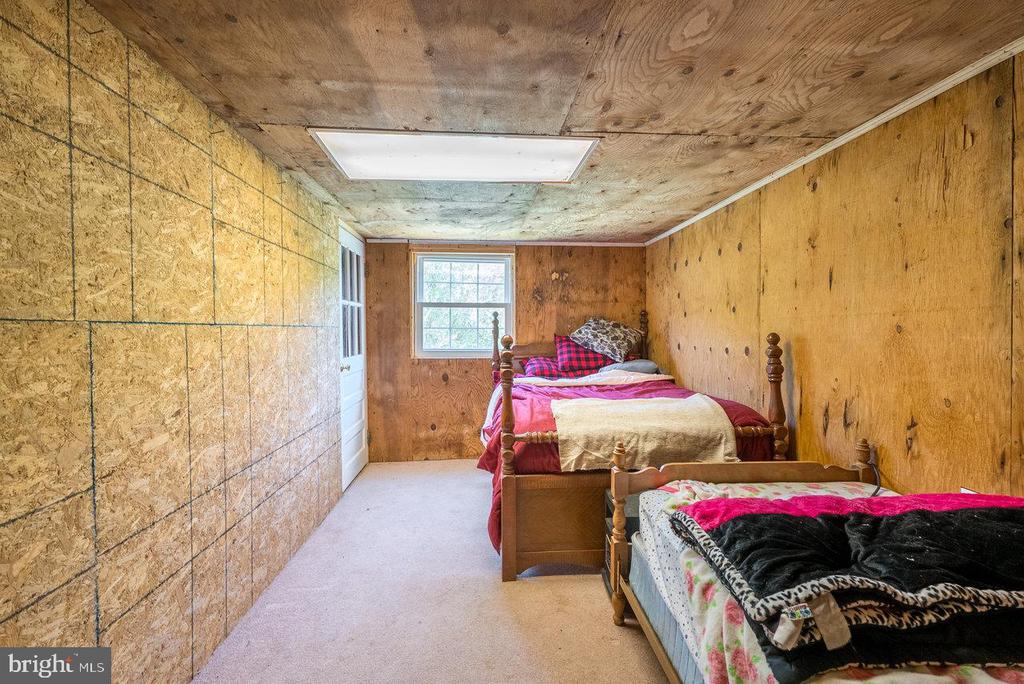 1797 CUBBAGE HOLLOW ROAD