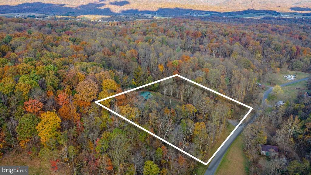 900 CROOKED RUN RD
