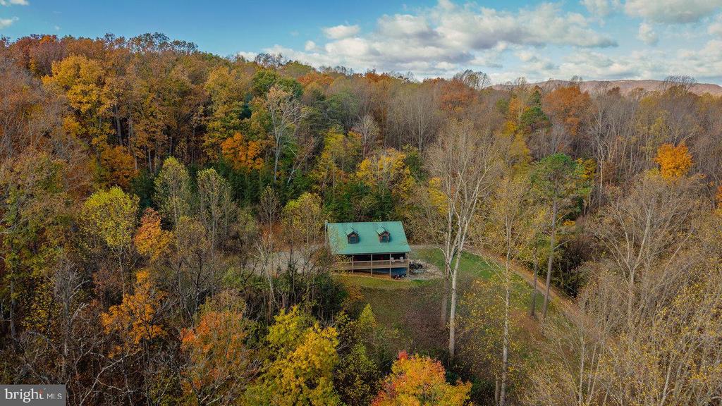 900 CROOKED RUN RD
