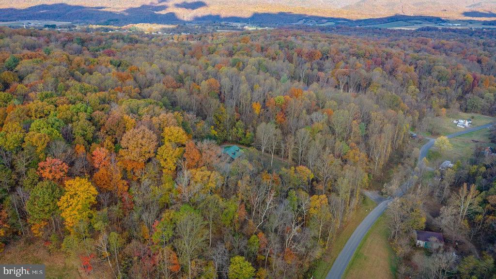 900 CROOKED RUN RD