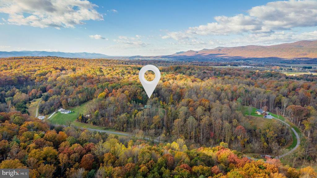 900 CROOKED RUN RD