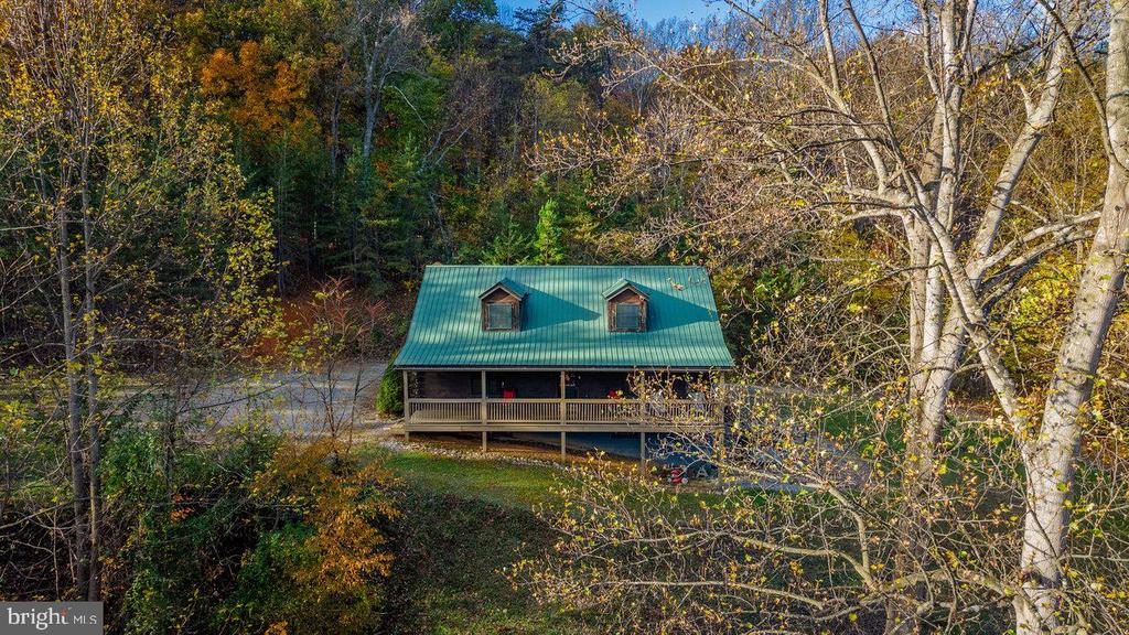 900 CROOKED RUN RD