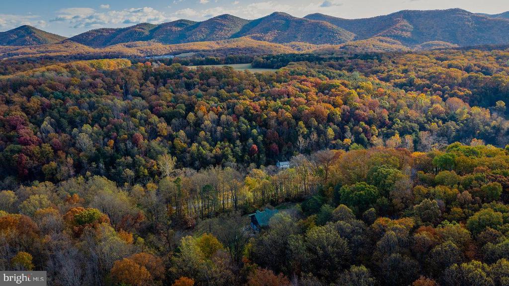 900 CROOKED RUN RD