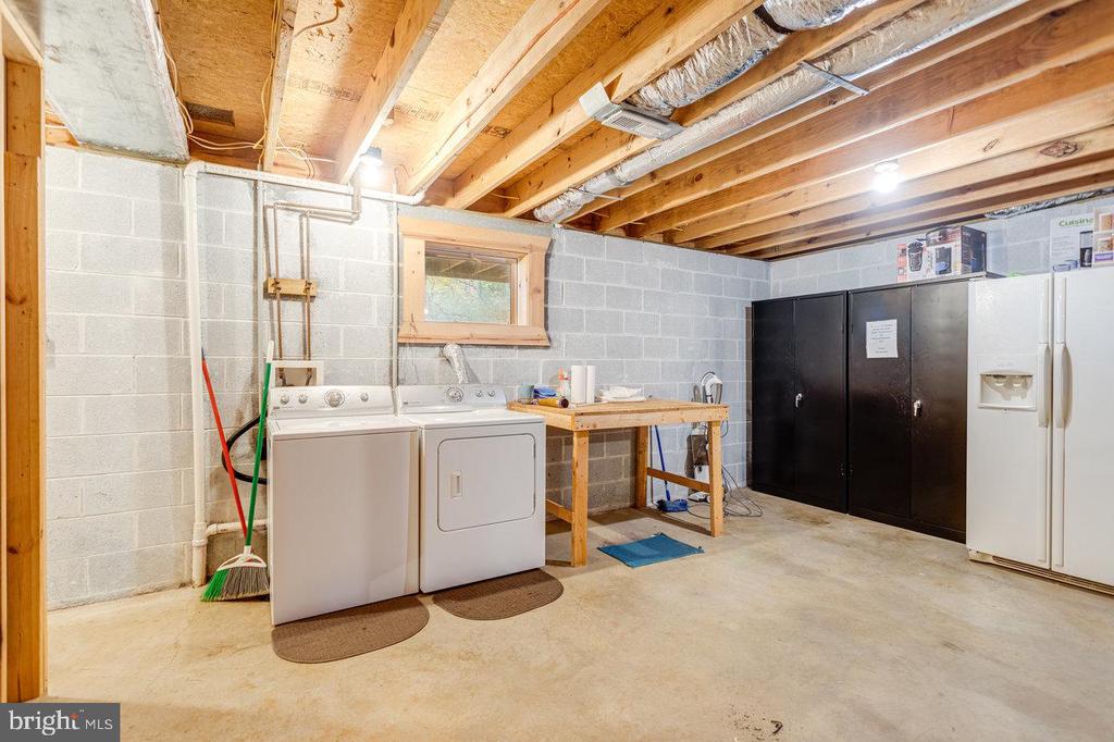 900 CROOKED RUN RD