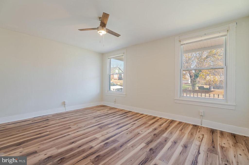 427 FOURTH ST
