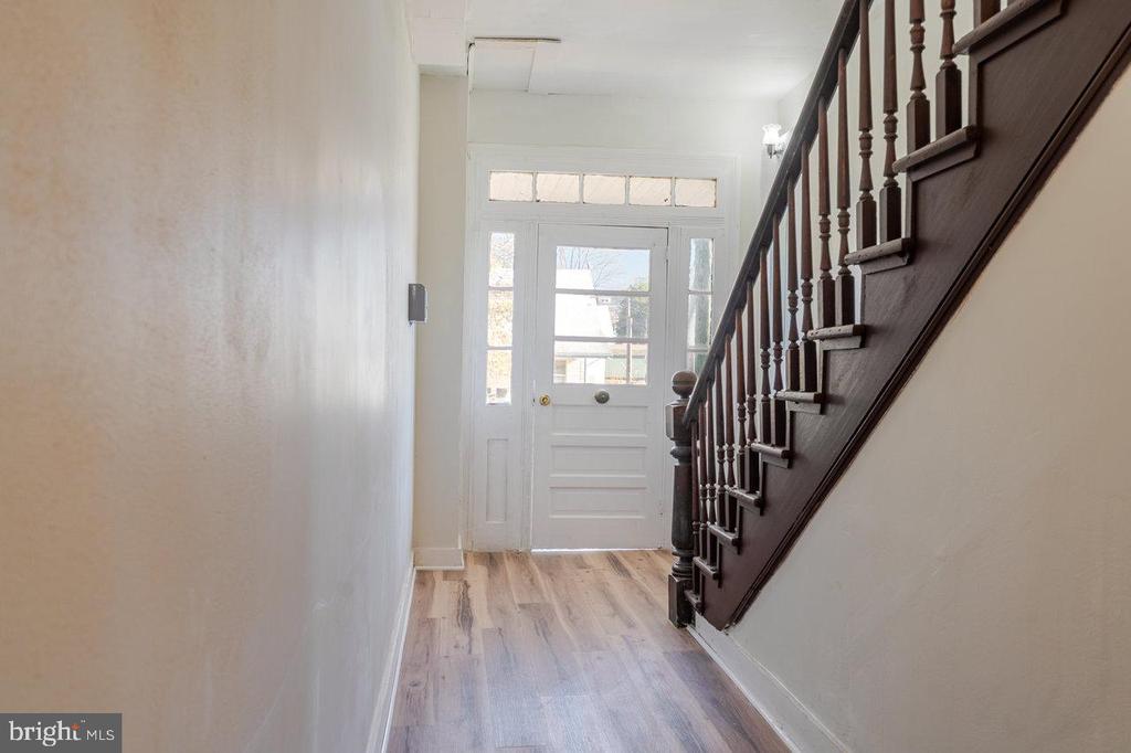 427 FOURTH ST