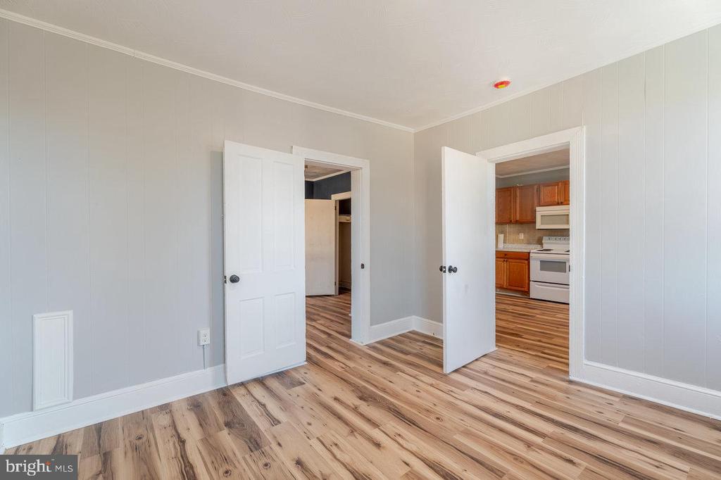 427 FOURTH ST