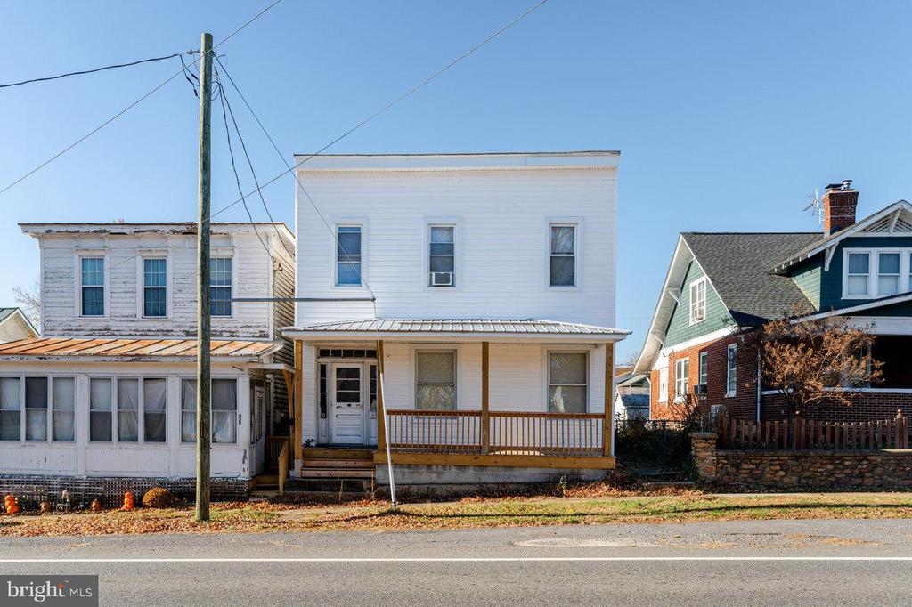 427 FOURTH ST