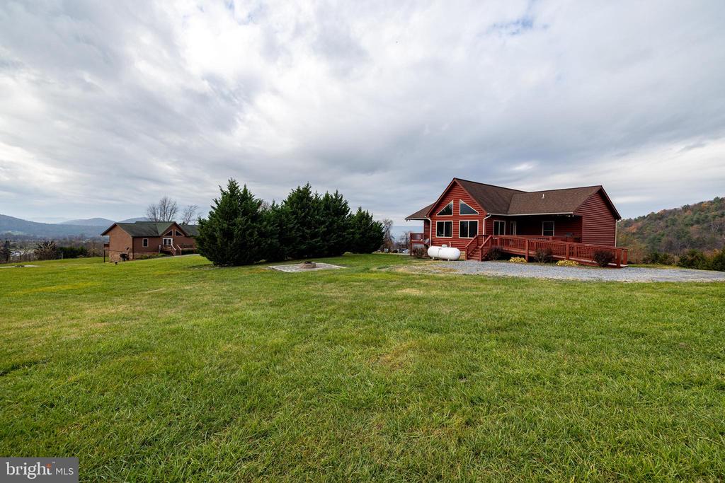 2225 VALLEY BURG RD