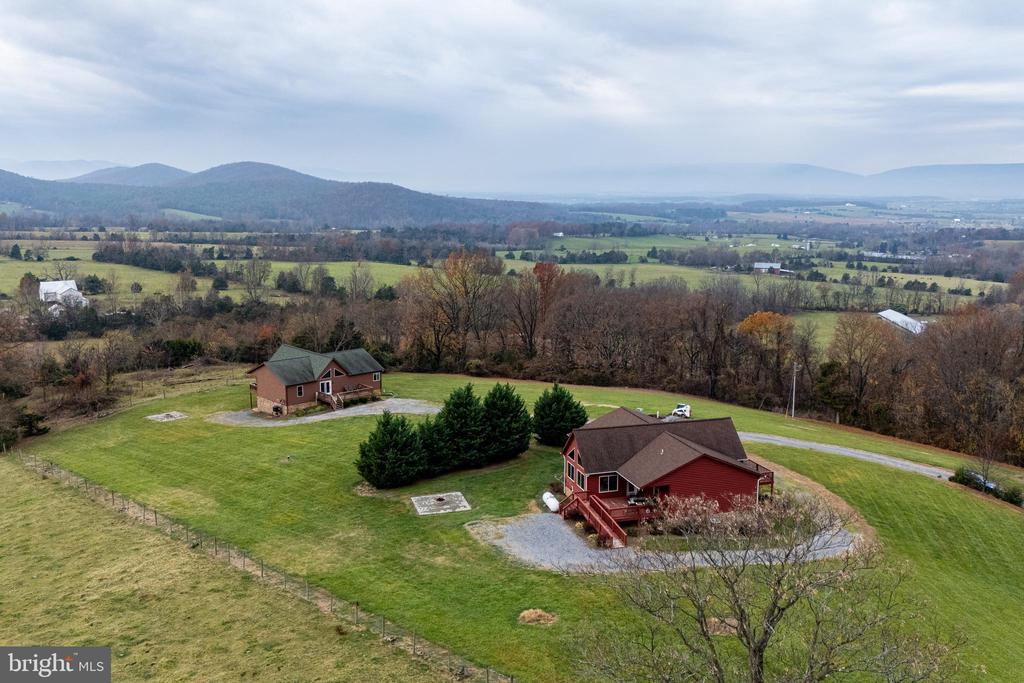 2225 VALLEY BURG RD