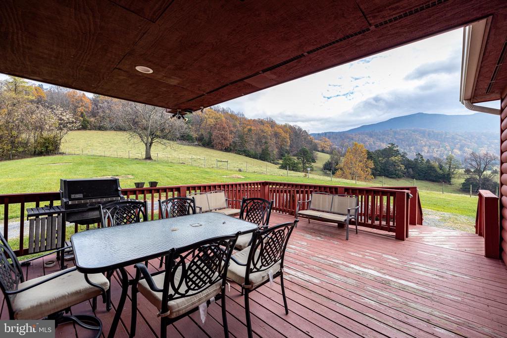 2225 VALLEY BURG RD