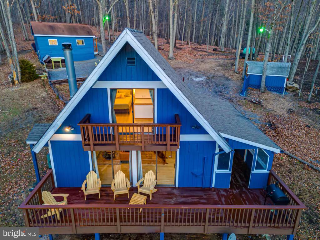 137 PARK VIEW LN