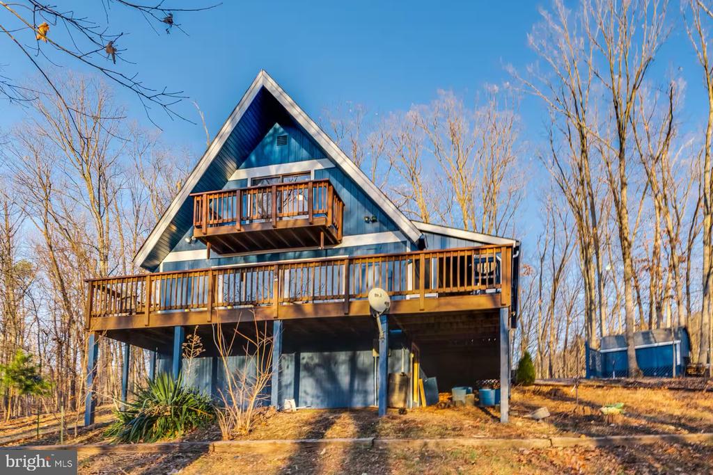 137 PARK VIEW LN