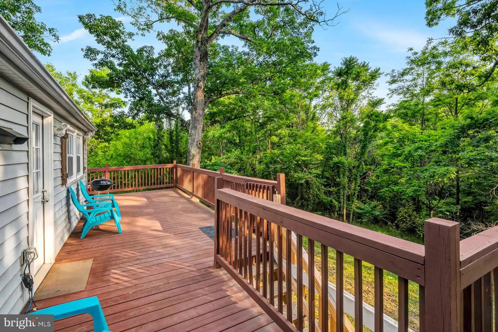 218 N VIEW DR