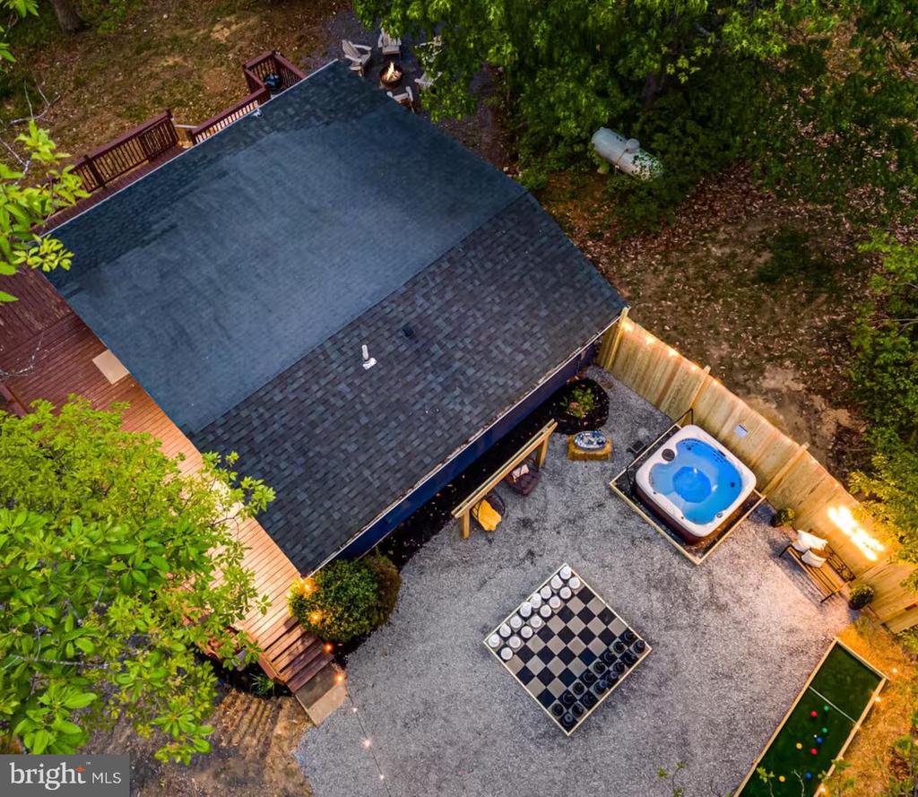 218 N VIEW DR