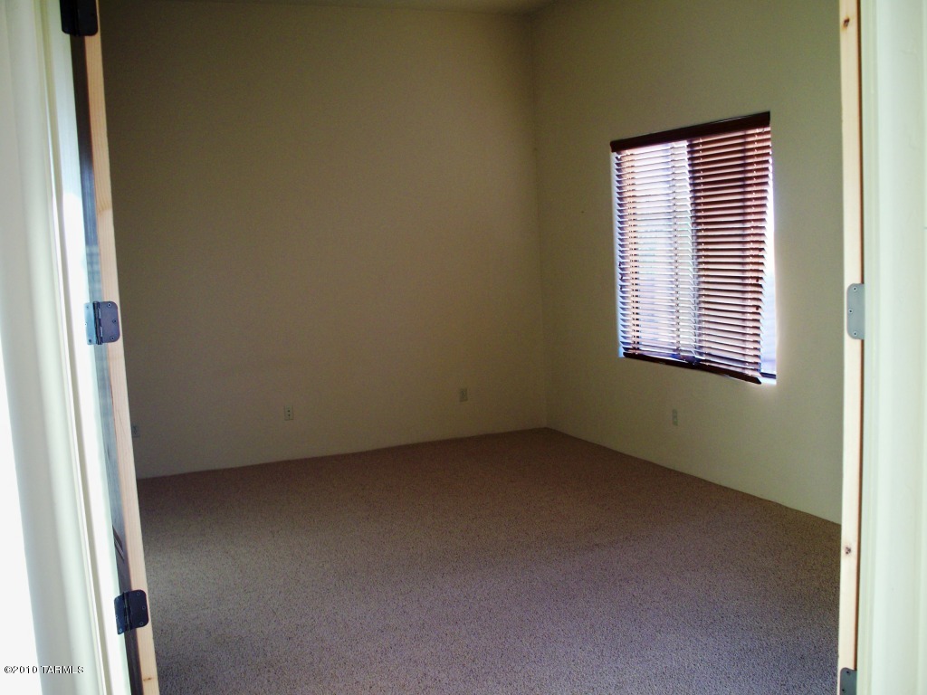 11529 N Moon Ranch