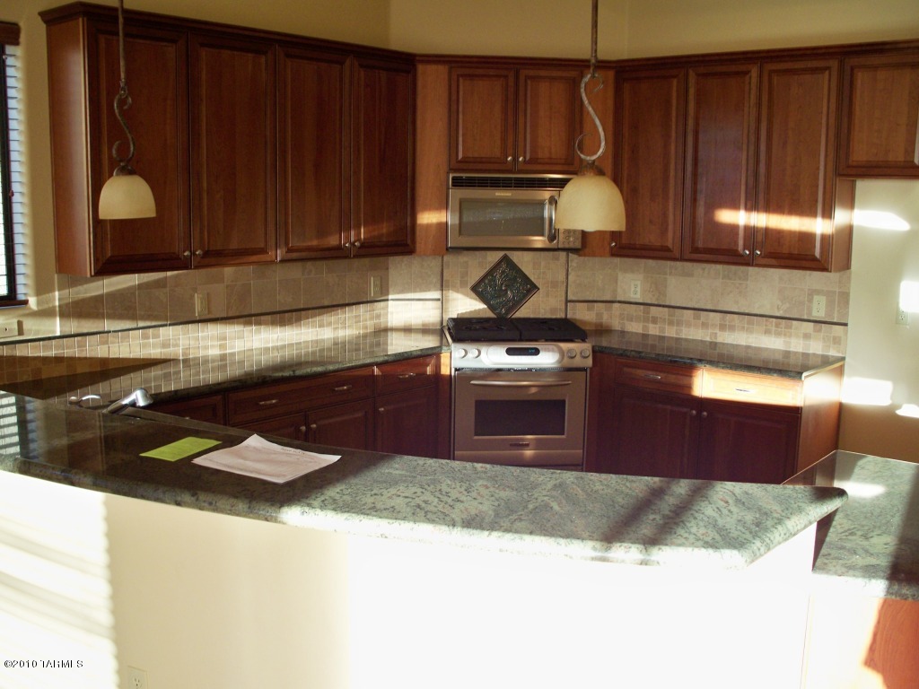 11529 N Moon Ranch