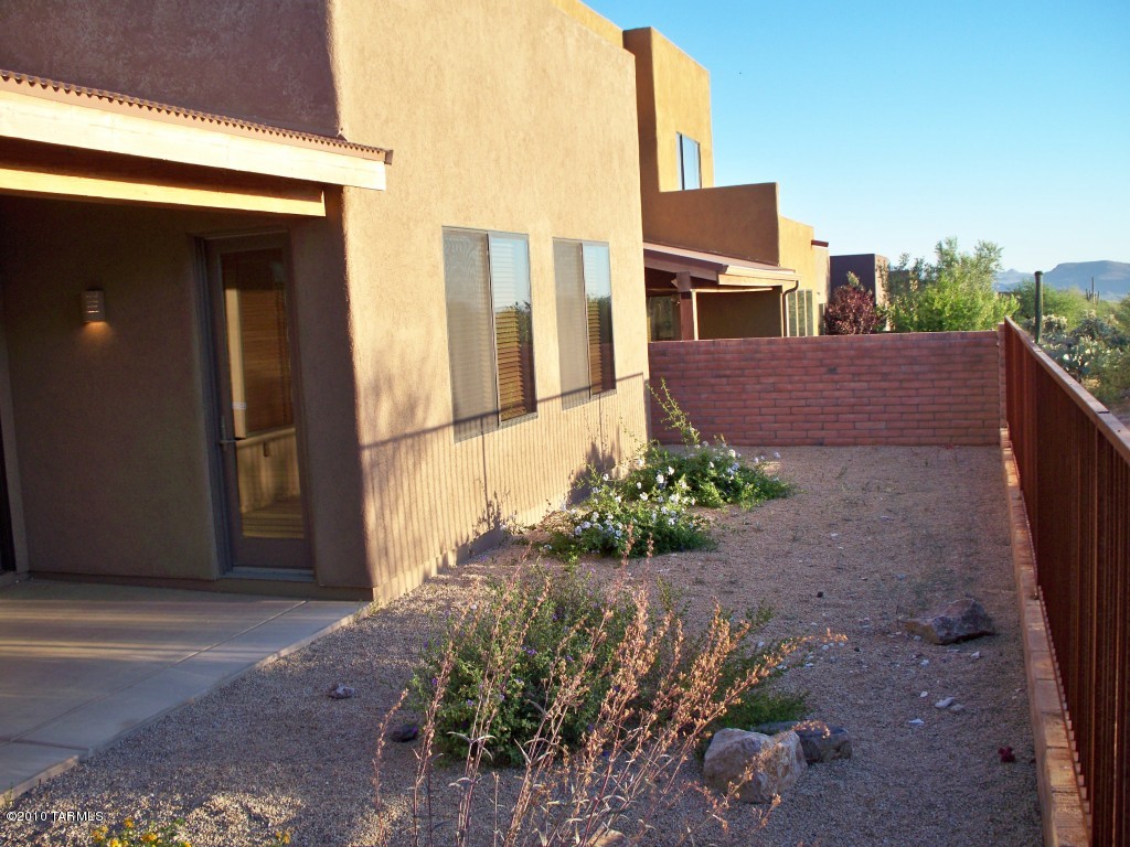 11529 N Moon Ranch
