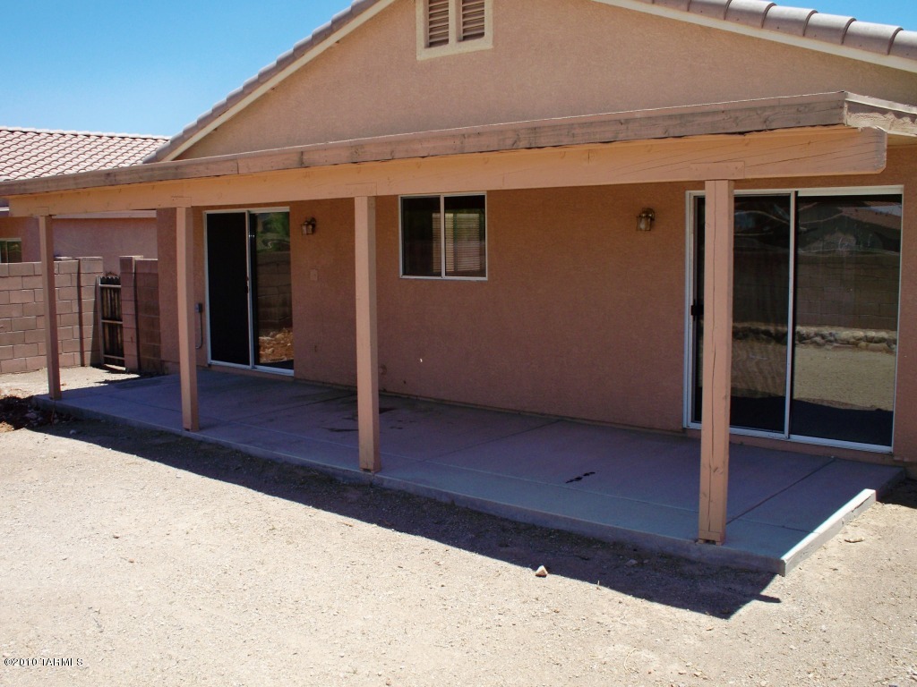 2216 W Frostwood