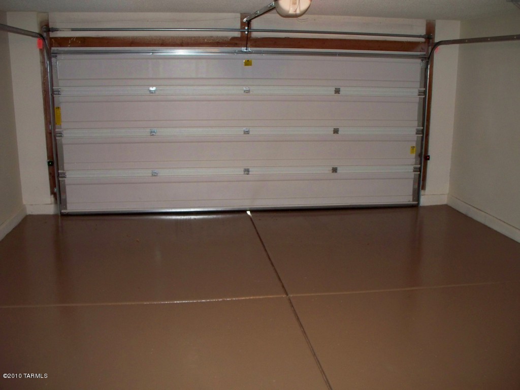 4739 W Daphne Lane