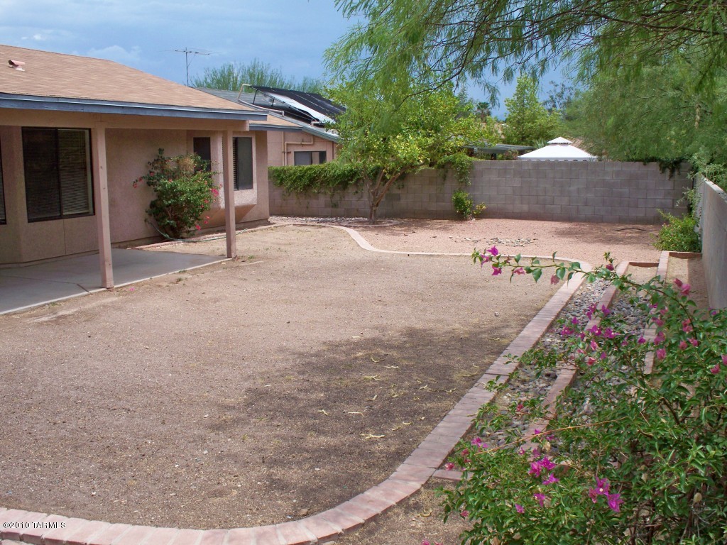 4739 W Daphne Lane