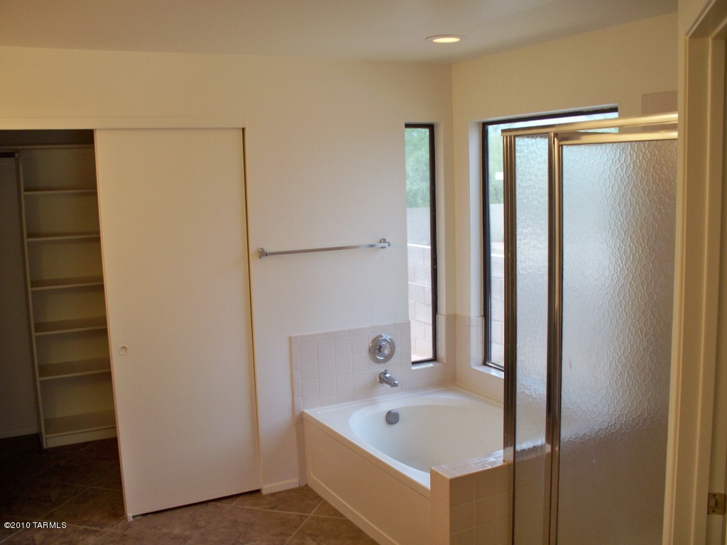 4739 W Daphne Lane