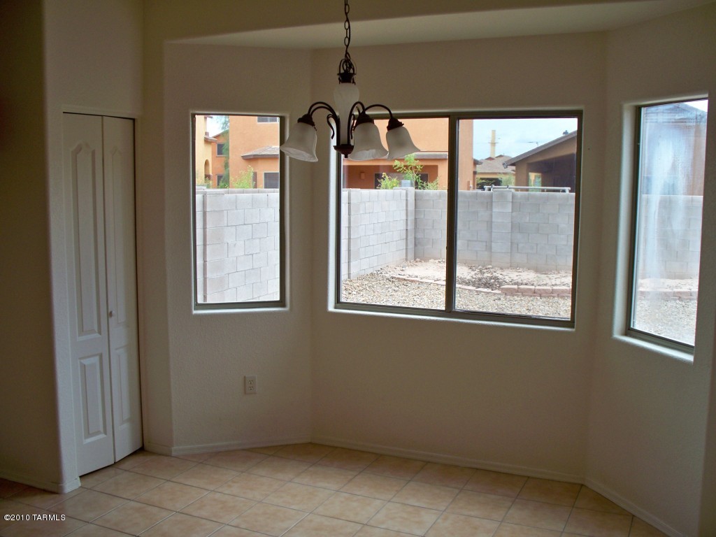 5979 S Placita Chetumal