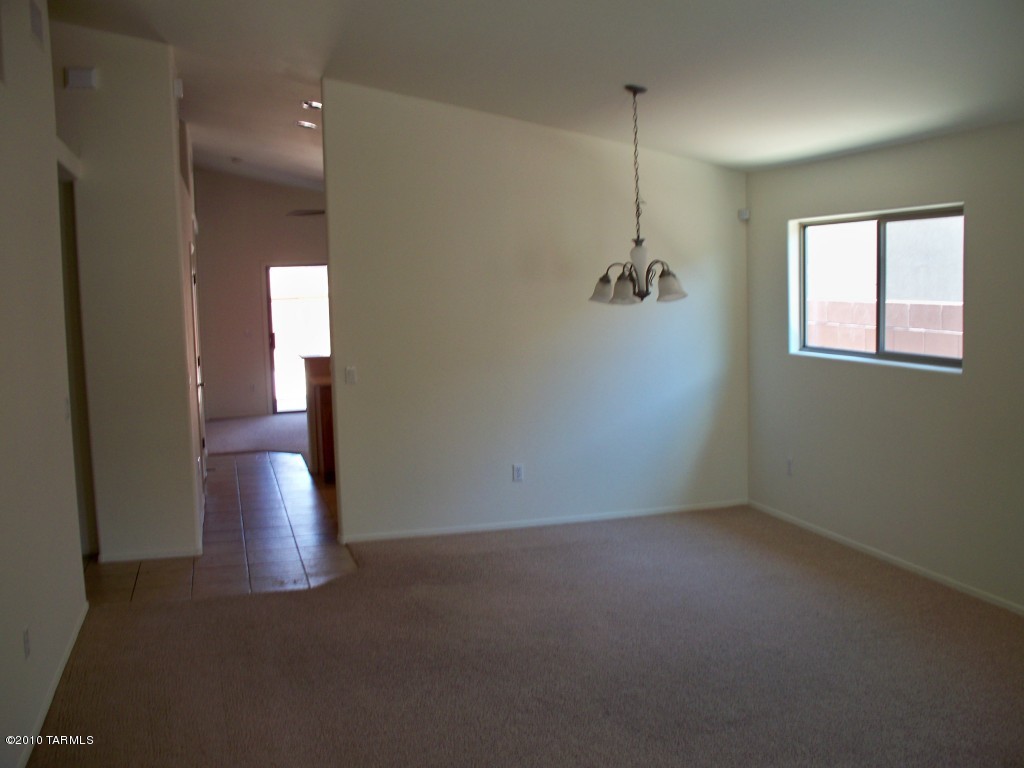 4021 E Stony Meadow Drive