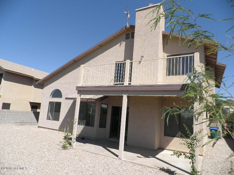 5013 W Hurston Drive