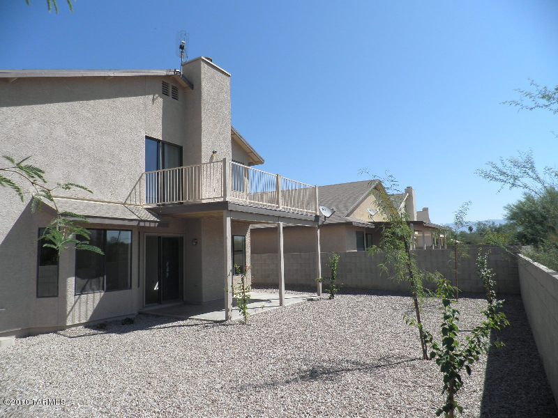 5013 W Hurston Drive