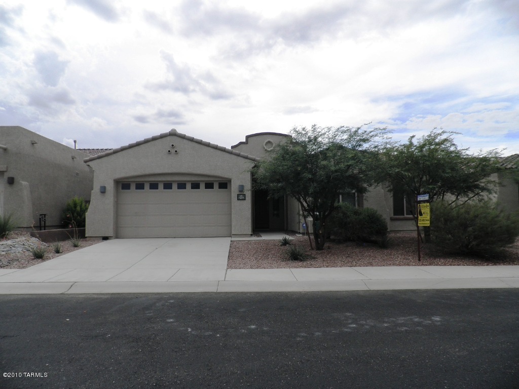 7877 N Blakey Lane