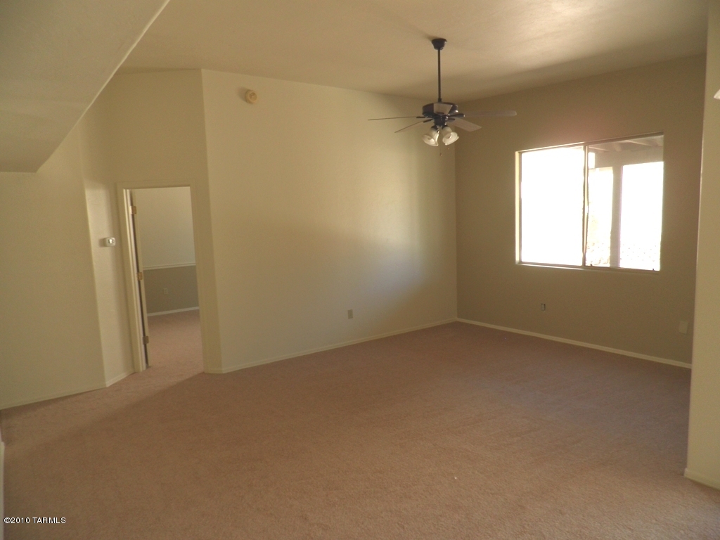 1280 W Crystalline Way