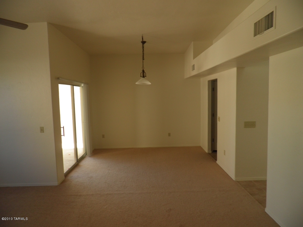 1280 W Crystalline Way