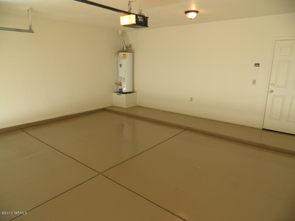 1280 W Crystalline Way