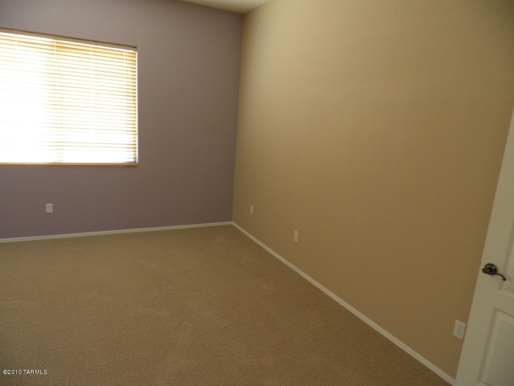 4915 W New Shadow Way