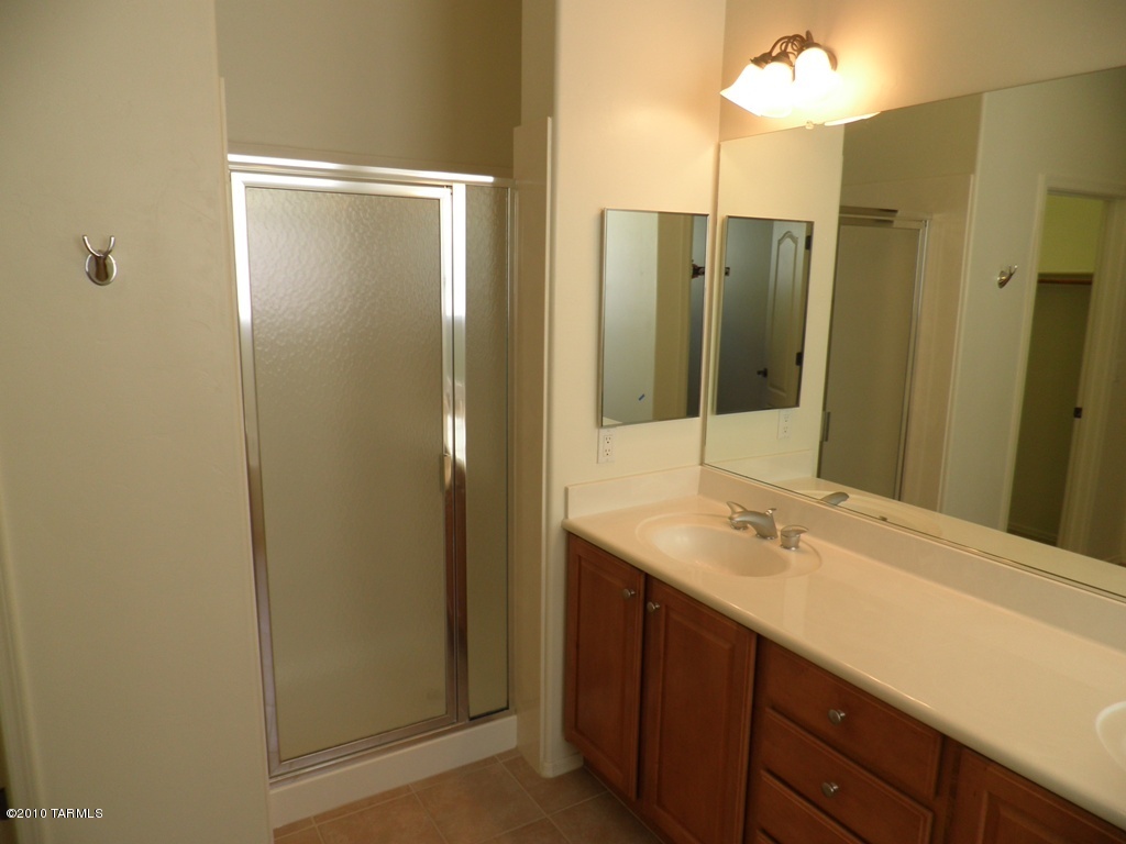 4915 W New Shadow Way