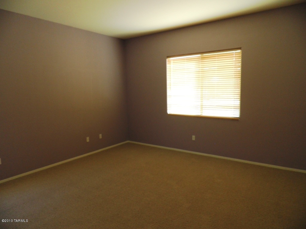 4915 W New Shadow Way
