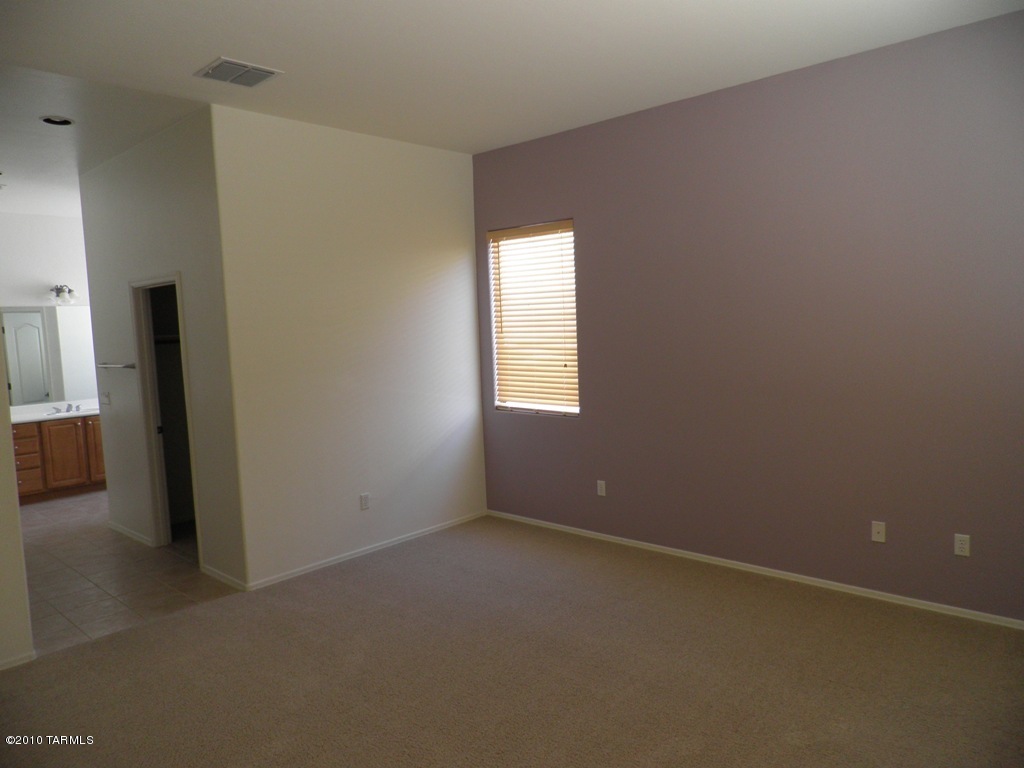 4915 W New Shadow Way