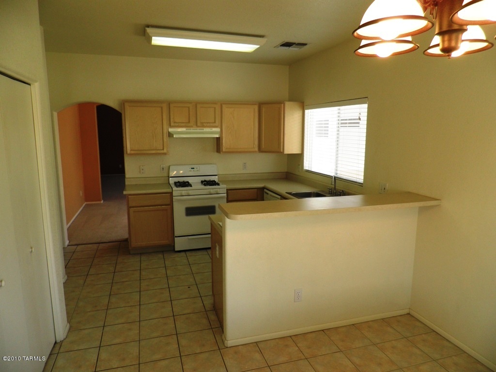 7357 W Sunset Mountain Drive