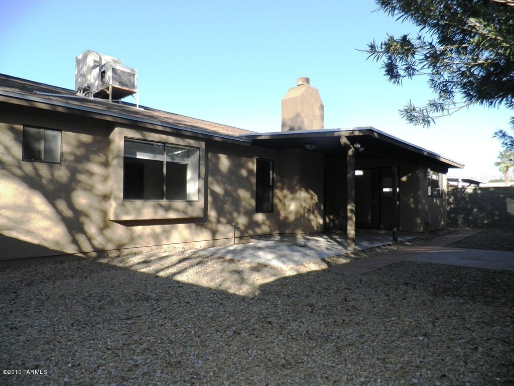 3625 W Butterfly Lane