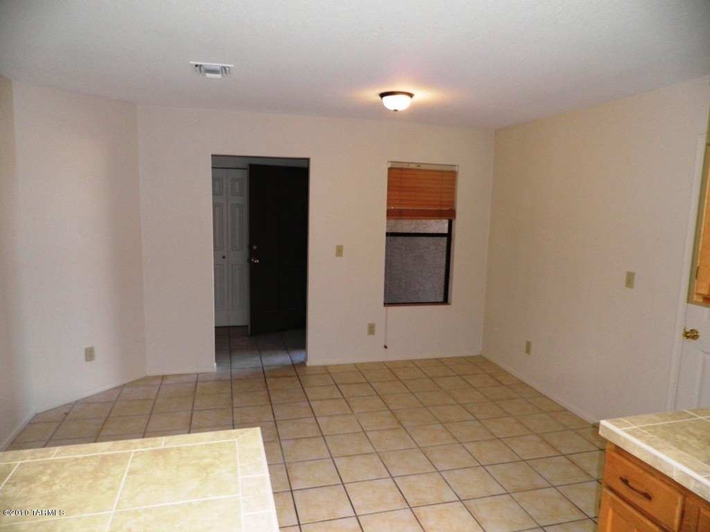 3625 W Butterfly Lane