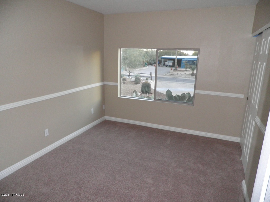 1422 W Avenida De Las Americas