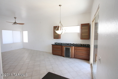 254 E Camino Lomas