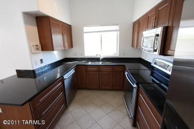 254 E Camino Lomas