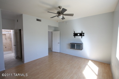 254 E Camino Lomas