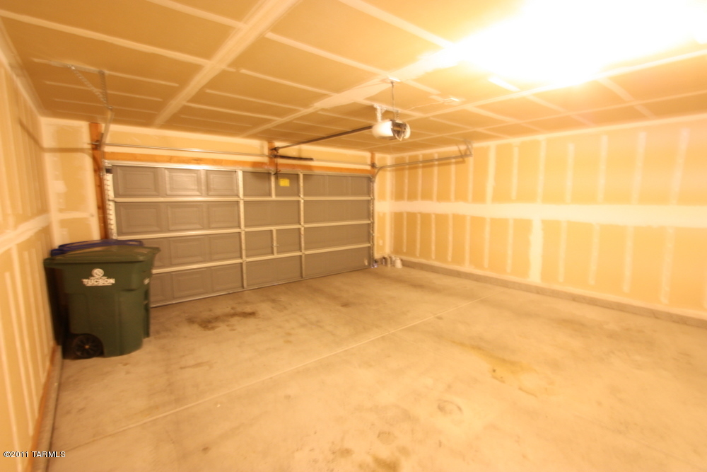 1244 S Flaxseed Drive