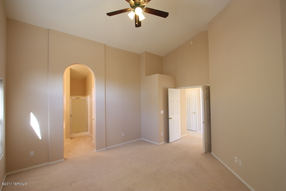 8966 E Laurie Ann Drive